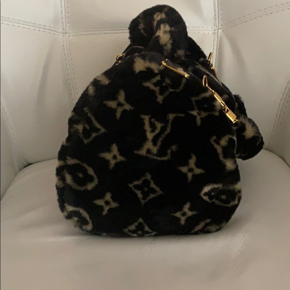 Fashion Replica shearling bag - Picture 4 of 12